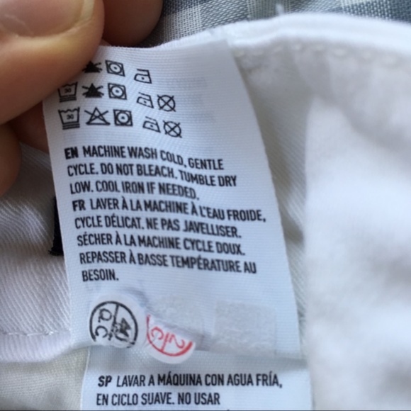 American Eagle white shorts size 2 - Picture 6 of 8